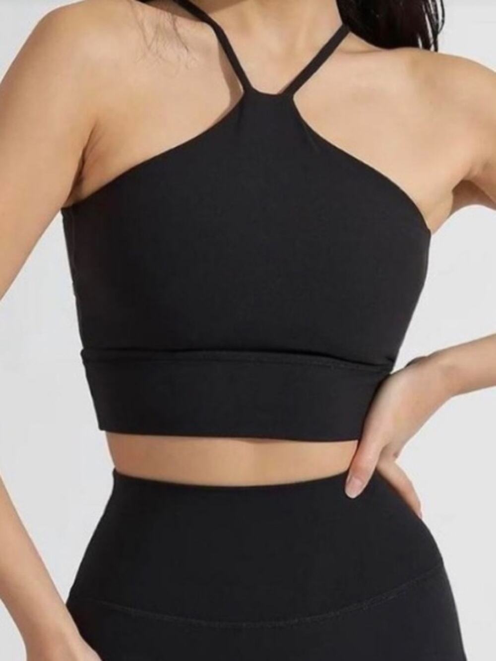 buffbunny foxy sports bra high neck Black Strappy Crop Top sz small